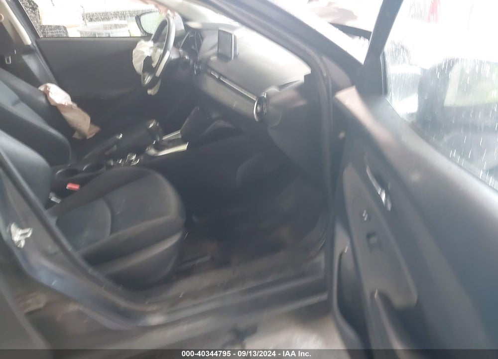 2016 SCION IA VIN: 3MYDLBZV1GY107921