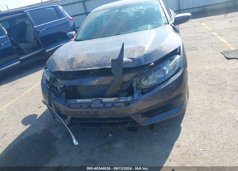 2018 HONDA CIVIC LX VIN: 2HGFC2F51JH565890