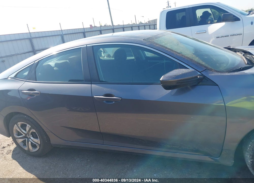 2018 HONDA CIVIC LX VIN: 2HGFC2F51JH565890