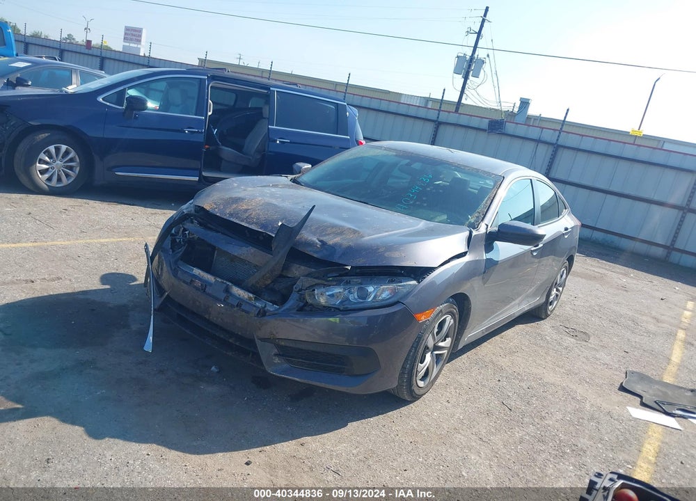 2018 HONDA CIVIC LX VIN: 2HGFC2F51JH565890