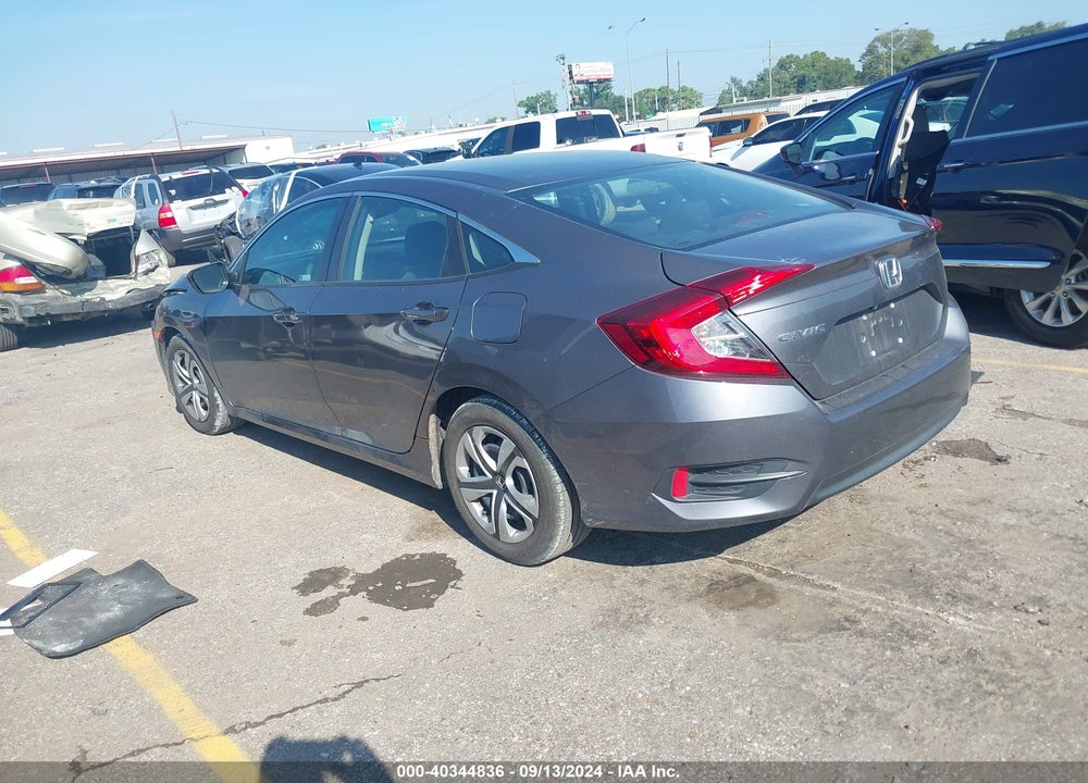 2018 HONDA CIVIC LX VIN: 2HGFC2F51JH565890