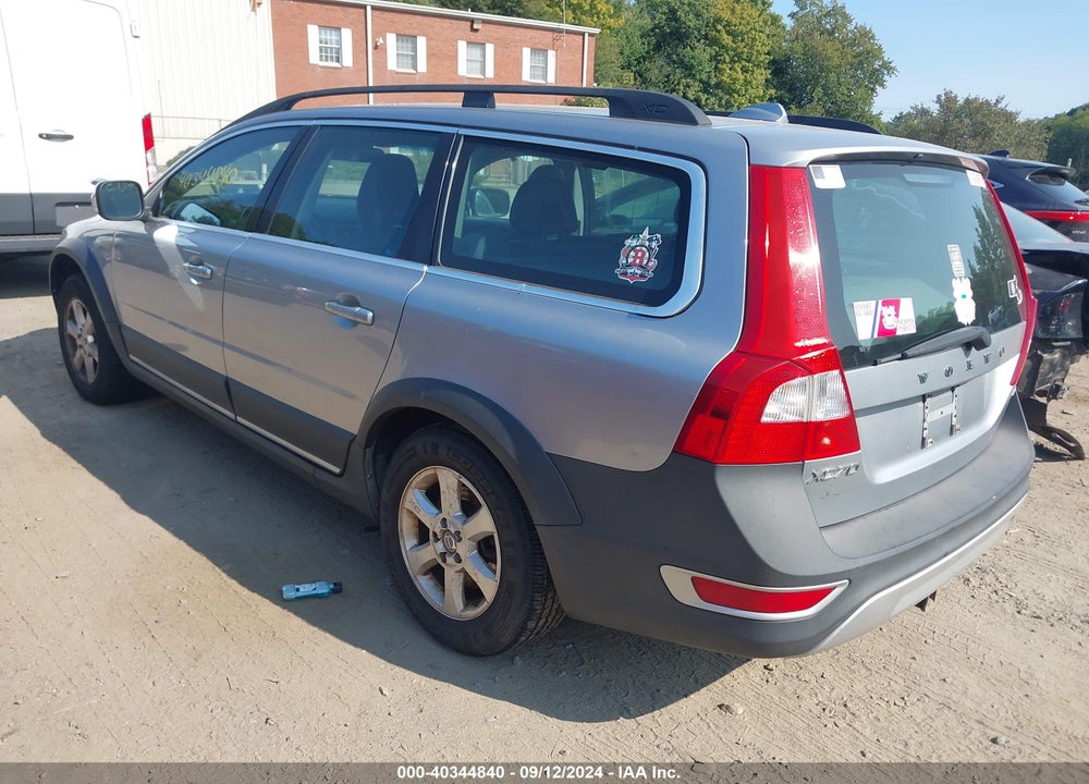 2011 VOLVO XC70 3.2 VIN: YV4940BZ5B1110060