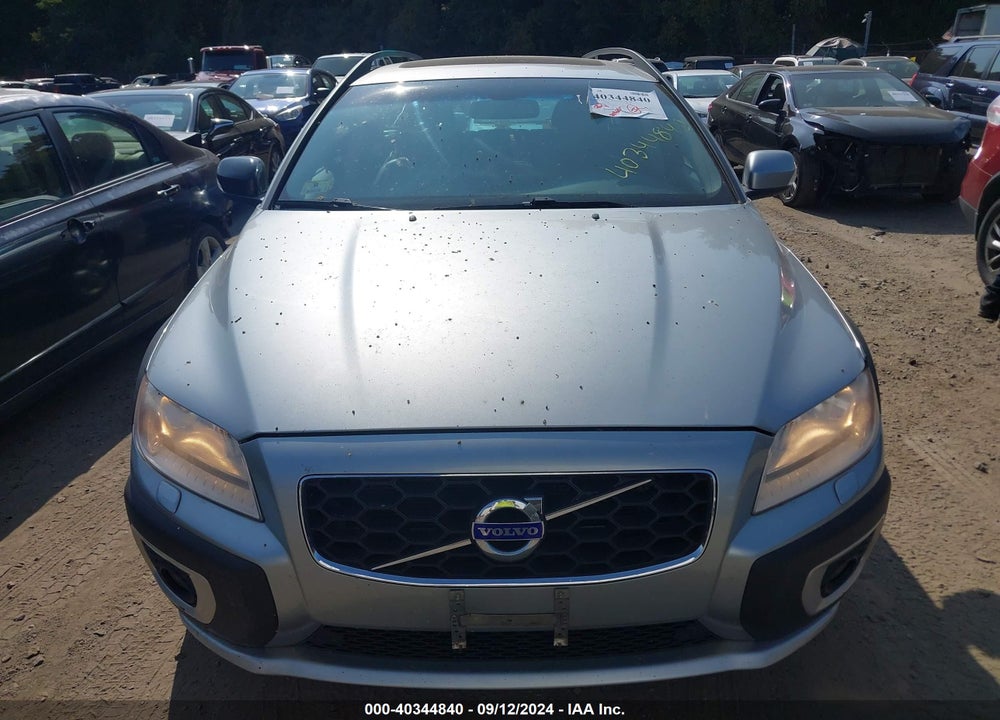 2011 VOLVO XC70 3.2 VIN: YV4940BZ5B1110060