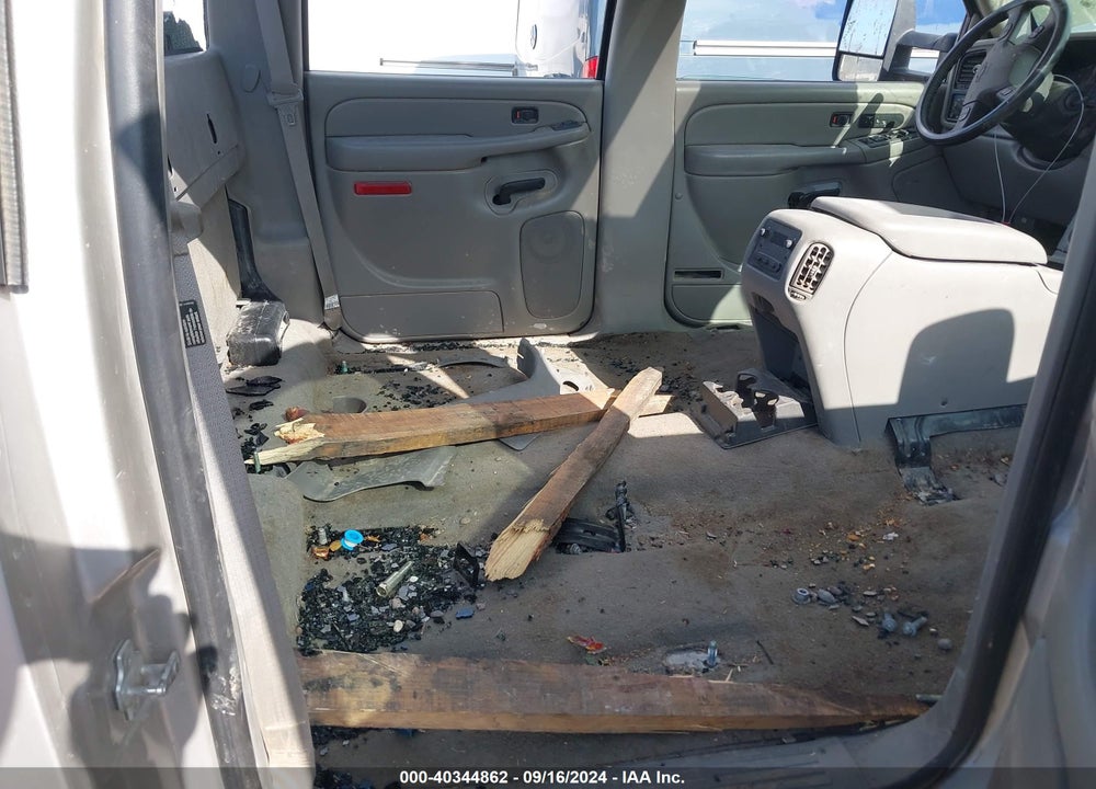 2006 CHEVROLET SILVERADO 3500 LT3 VIN: 1GCJK33256F102185