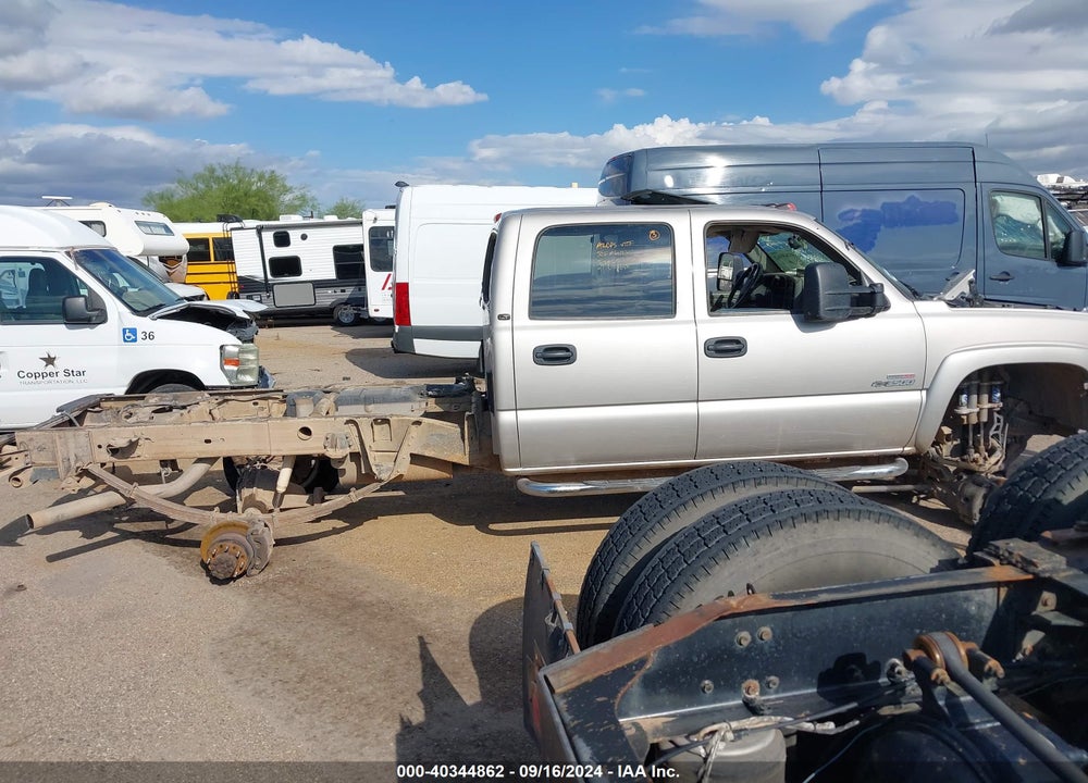 2006 CHEVROLET SILVERADO 3500 LT3 VIN: 1GCJK33256F102185