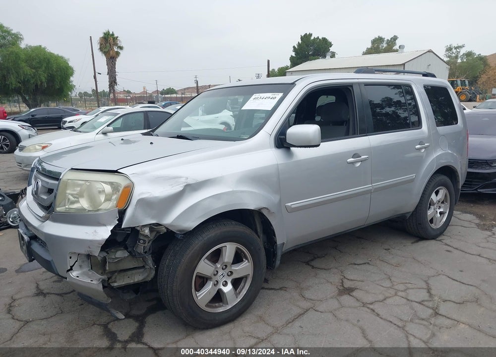 2011 HONDA PILOT EX VIN: 5FNYF3H46BB053929