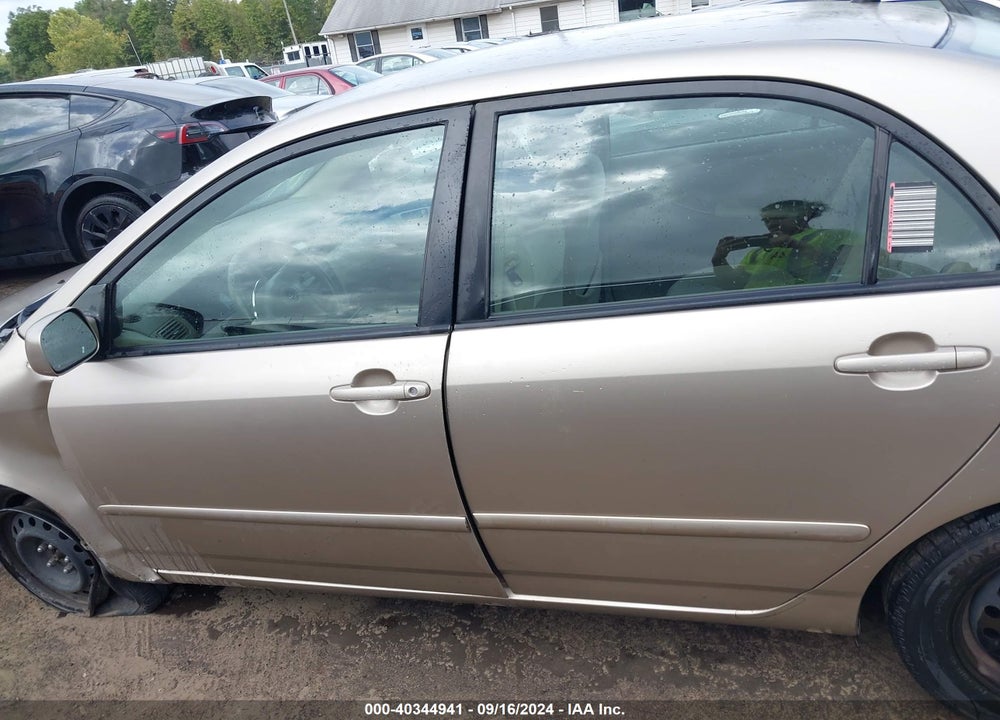 2006 TOYOTA COROLLA LE VIN: 2T1BR32E26C625250