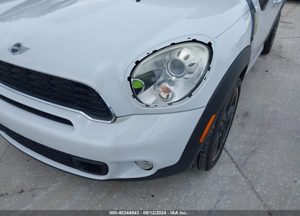 2011 MINI COOPER S COUNTRYMAN VIN: WMWZC5C52BWM10931