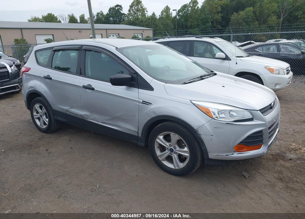 2015 FORD ESCAPE S VIN: 1FMCU0F74FUA88179