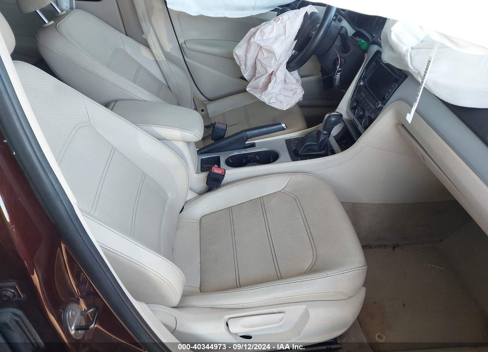 2013 VOLKSWAGEN PASSAT 2.5L SE VIN: 1VWBP7A31DC124351
