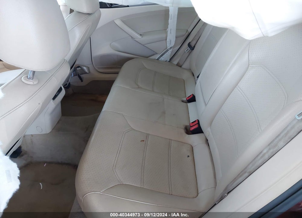 2013 VOLKSWAGEN PASSAT 2.5L SE VIN: 1VWBP7A31DC124351