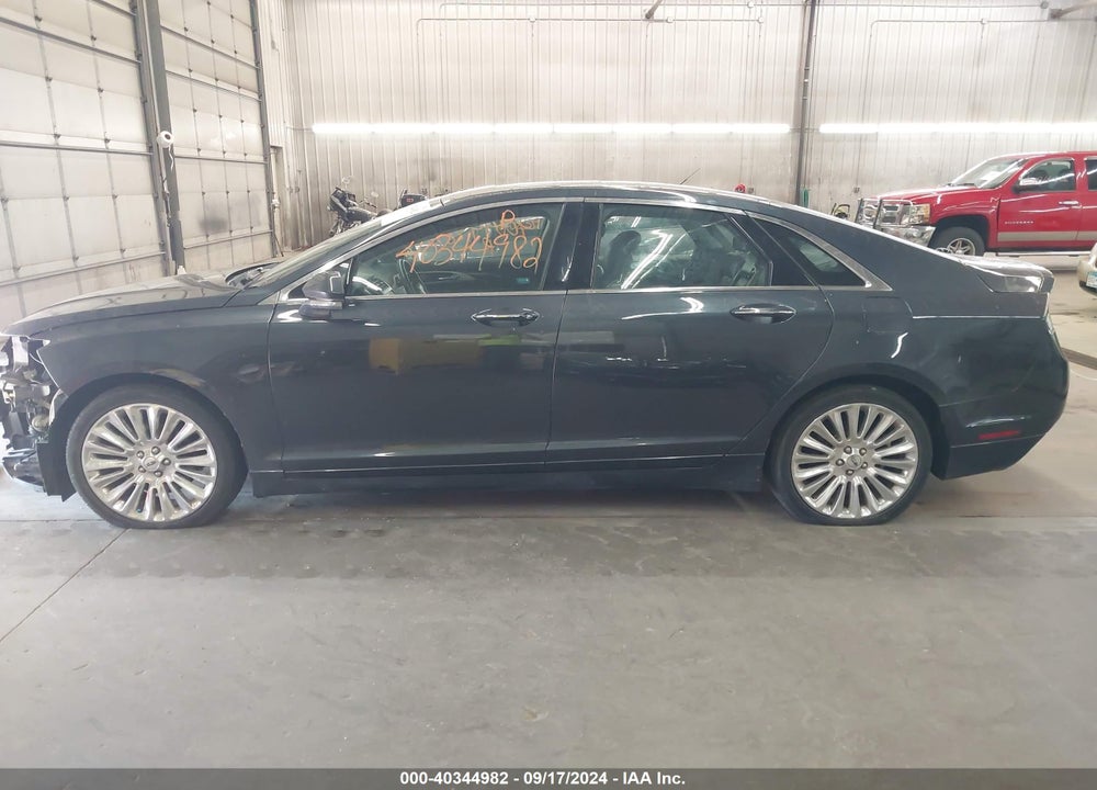2013 LINCOLN MKZ VIN: 3LN6L2J90DR825578
