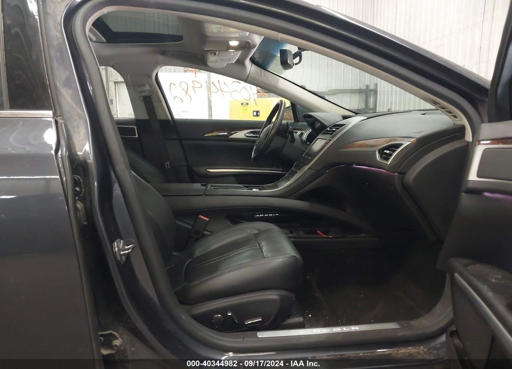 2013 LINCOLN MKZ VIN: 3LN6L2J90DR825578