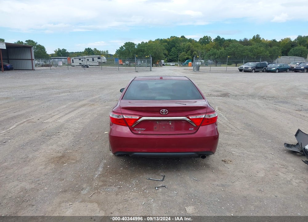 2015 TOYOTA CAMRY SE VIN: 4T1BF1FK7FU911770