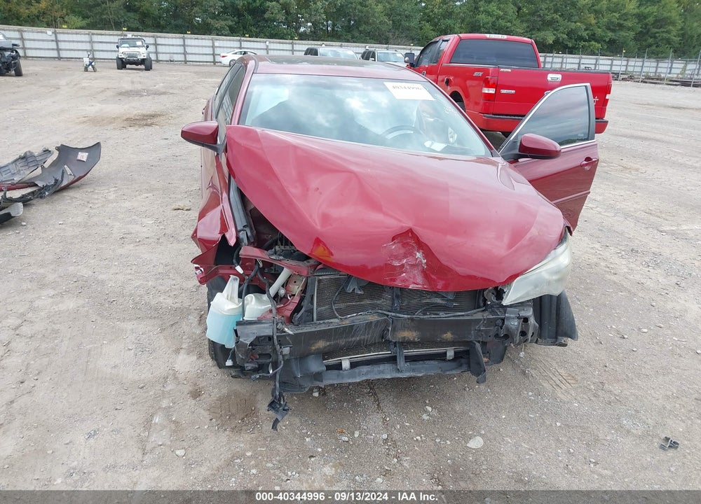 2015 TOYOTA CAMRY SE VIN: 4T1BF1FK7FU911770
