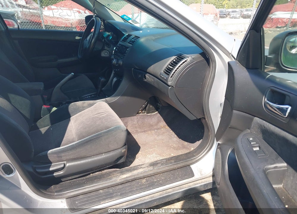 2003 HONDA ACCORD 2.4 LX VIN: 1HGCM56353A053096