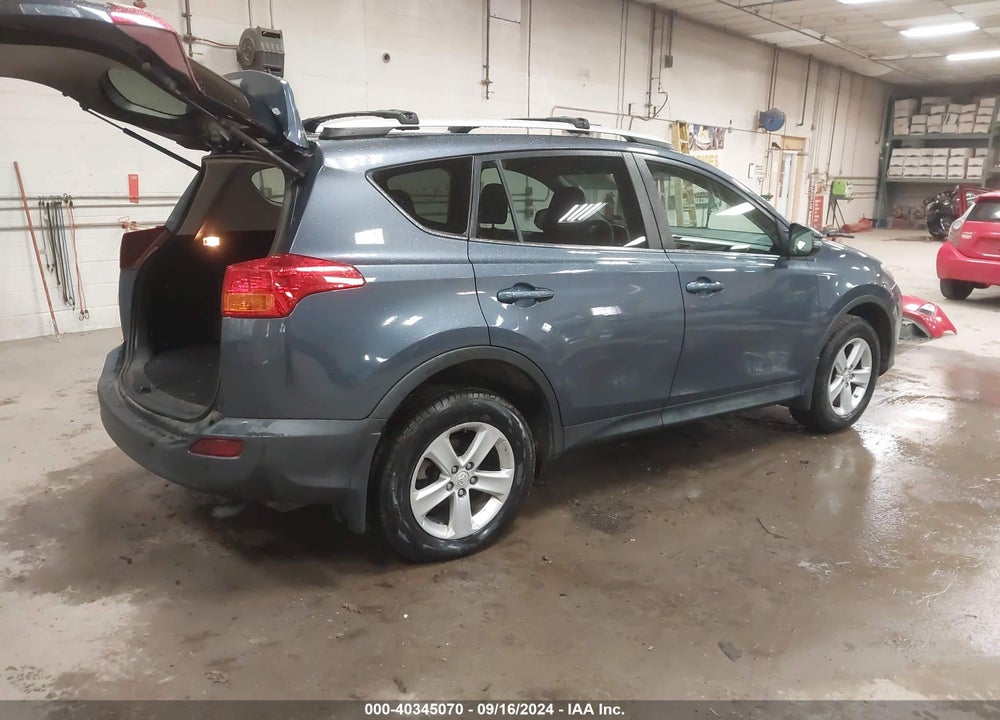 2013 TOYOTA RAV4 XLE VIN: 2T3RFREVXDW010485