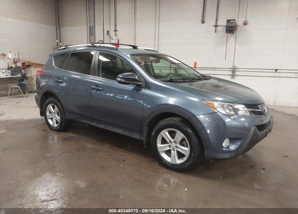 2013 TOYOTA RAV4 XLE VIN: 2T3RFREVXDW010485