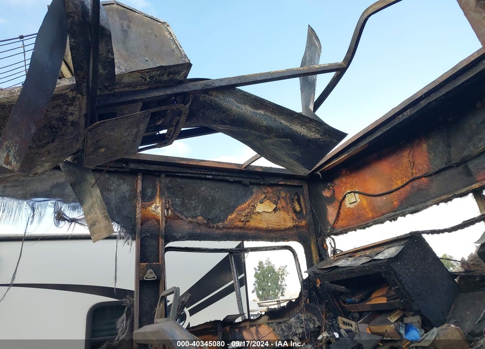 2002 FORD F550 SUPER DUTY STRIPPED CHASS VIN: 1FCMF53SX20A01895