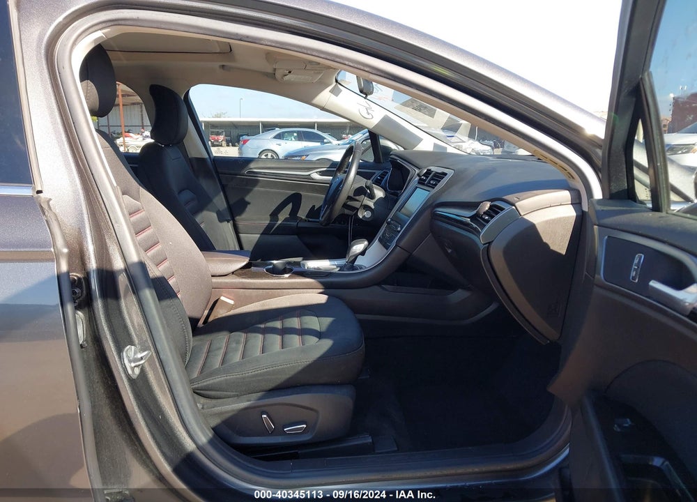 2016 FORD FUSION SE VIN: 3FA6P0HDXGR272617
