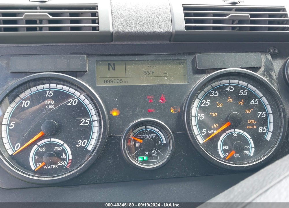 2017 FREIGHTLINER CASCADIA 125 VIN: 3AKJGLDR1HSHF0913