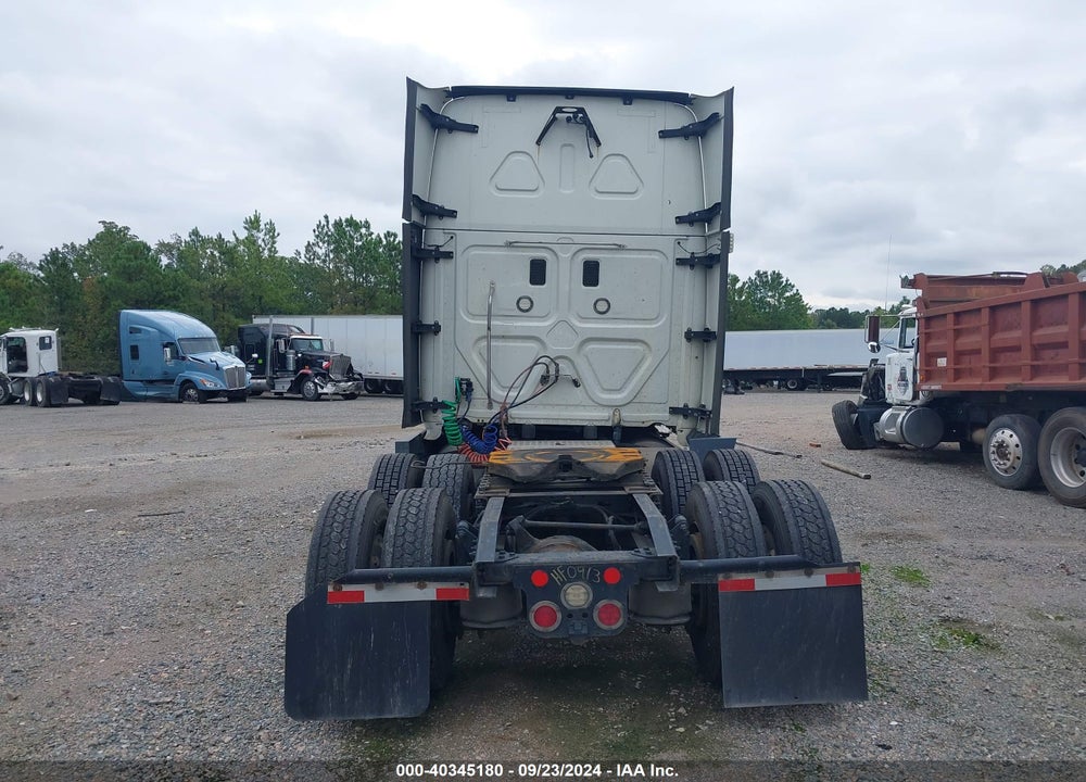 2017 FREIGHTLINER CASCADIA 125 VIN: 3AKJGLDR1HSHF0913