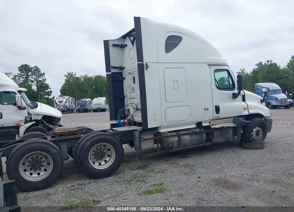 2017 FREIGHTLINER CASCADIA 125 VIN: 3AKJGLDR1HSHF0913