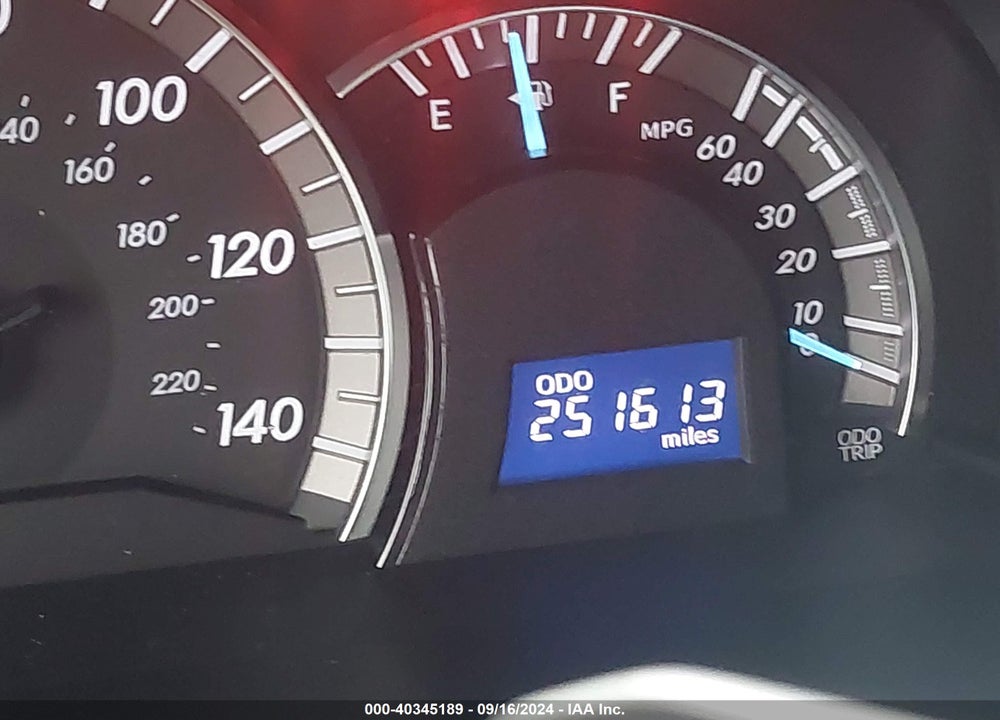 2013 TOYOTA CAMRY SE VIN: 4T1BF1FK2DU219218