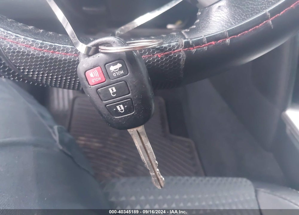 2013 TOYOTA CAMRY SE VIN: 4T1BF1FK2DU219218