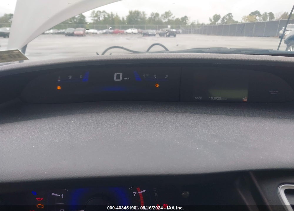 2015 HONDA CIVIC LX VIN: 19XFB2F56FE284804