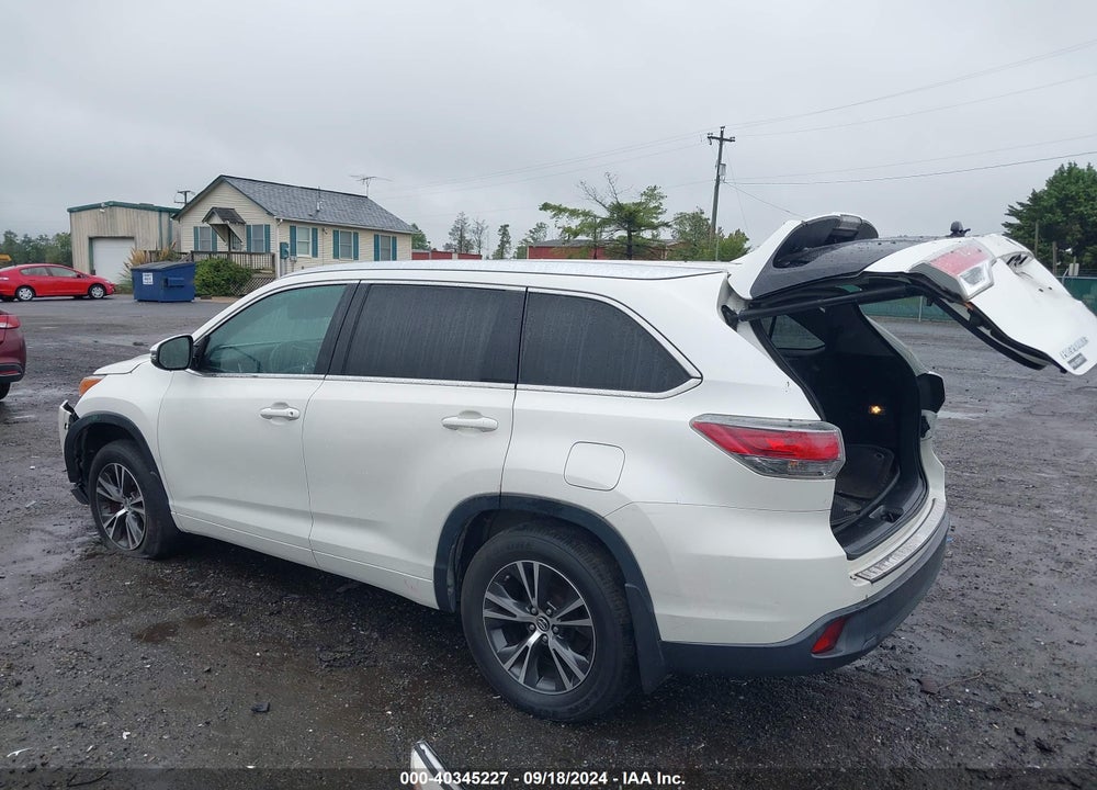 2016 TOYOTA HIGHLANDER XLE V6 VIN: 5TDJKRFH7GS335070