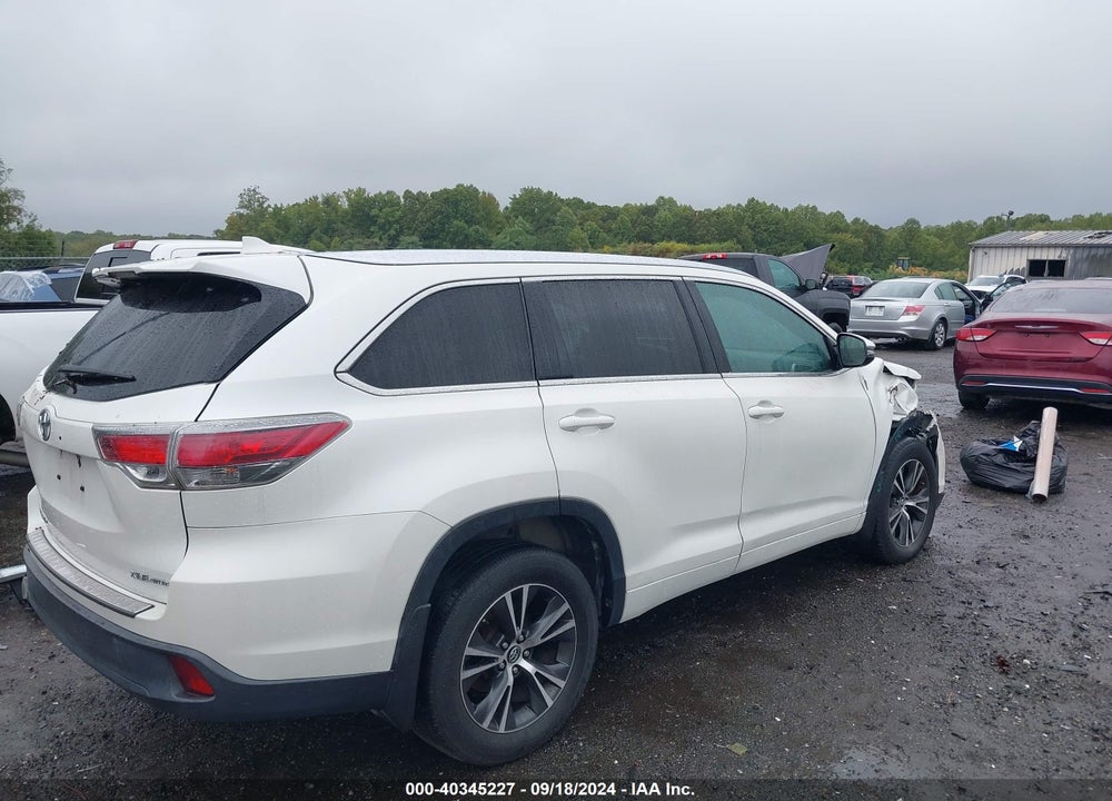 2016 TOYOTA HIGHLANDER XLE V6 VIN: 5TDJKRFH7GS335070