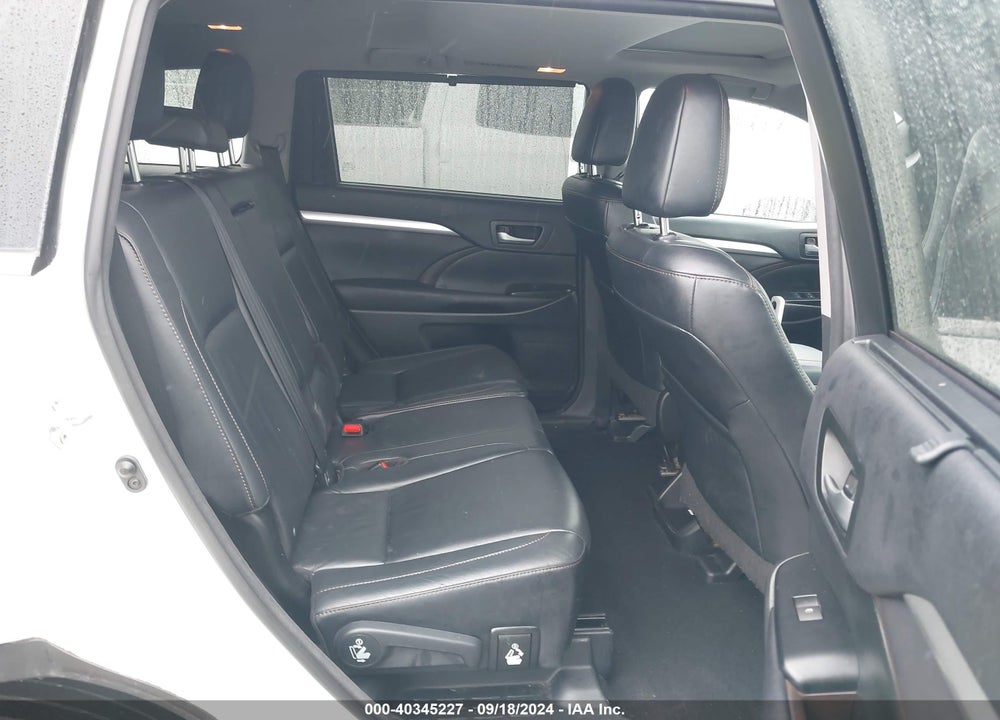 2016 TOYOTA HIGHLANDER XLE V6 VIN: 5TDJKRFH7GS335070