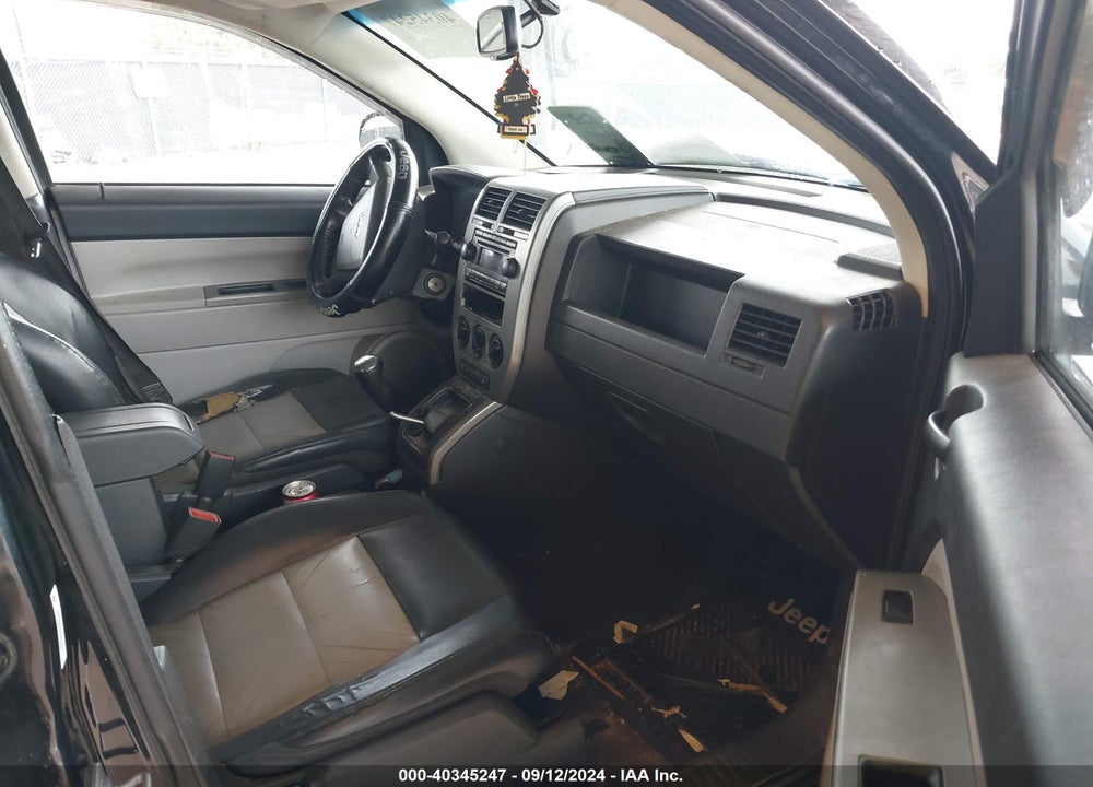 2007 JEEP COMPASS LIMITED VIN: 1J8FT57W47D261197