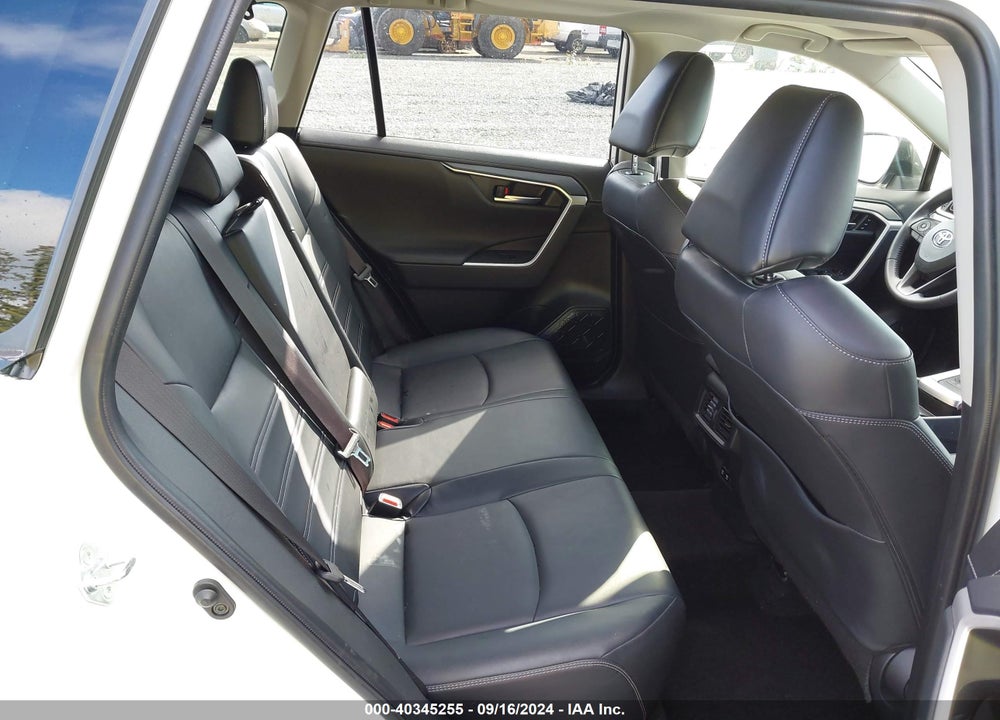 2019 TOYOTA RAV4 LIMITED VIN: JTMN1RFV0KD017175