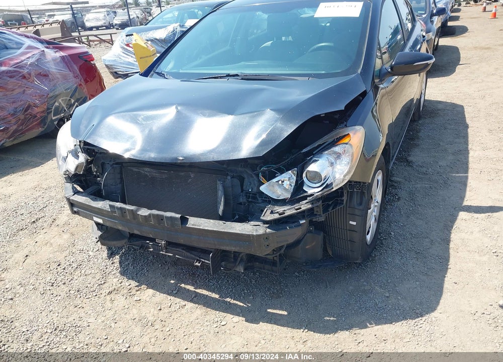 2016 KIA FORTE LX VIN: KNAFX4A63G5543384