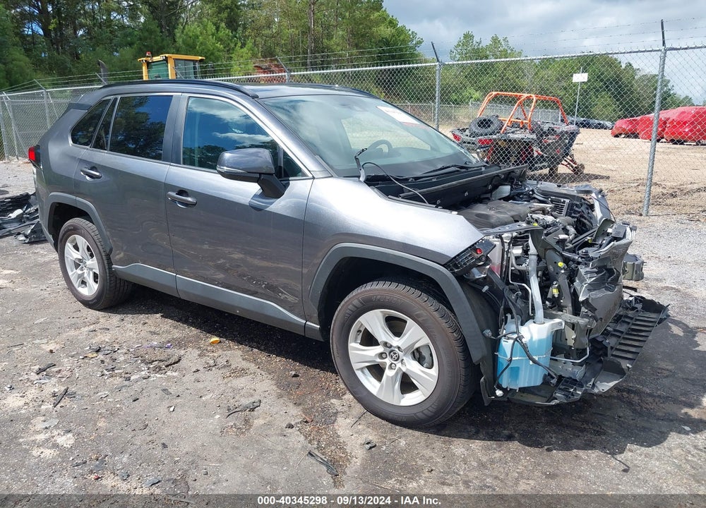2021 TOYOTA RAV4 XLE VIN: 2T3W1RFV4MC113743