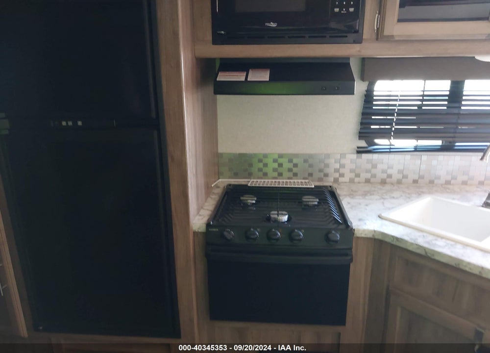 2018 JAYCO 27 RLS VIN: 1UJBJ0BPXJ1JA0193