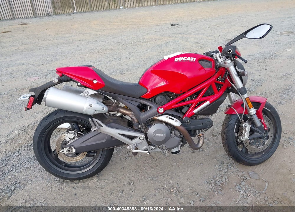 2009 DUCATI MONSTER 696 VIN: ZDM1RADN39B023123