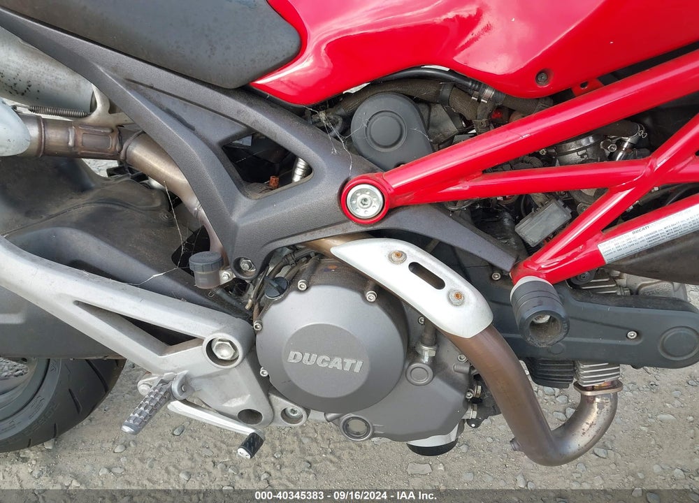 2009 DUCATI MONSTER 696 VIN: ZDM1RADN39B023123