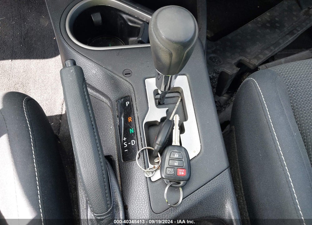 2016 TOYOTA RAV4 XLE VIN: 2T3WFREV0GW254413