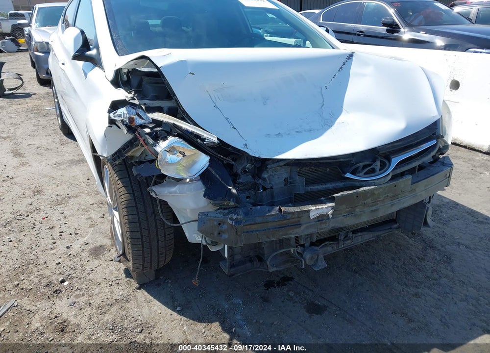 2016 HYUNDAI ELANTRA SE VIN: 5NPDH4AE0GH739846