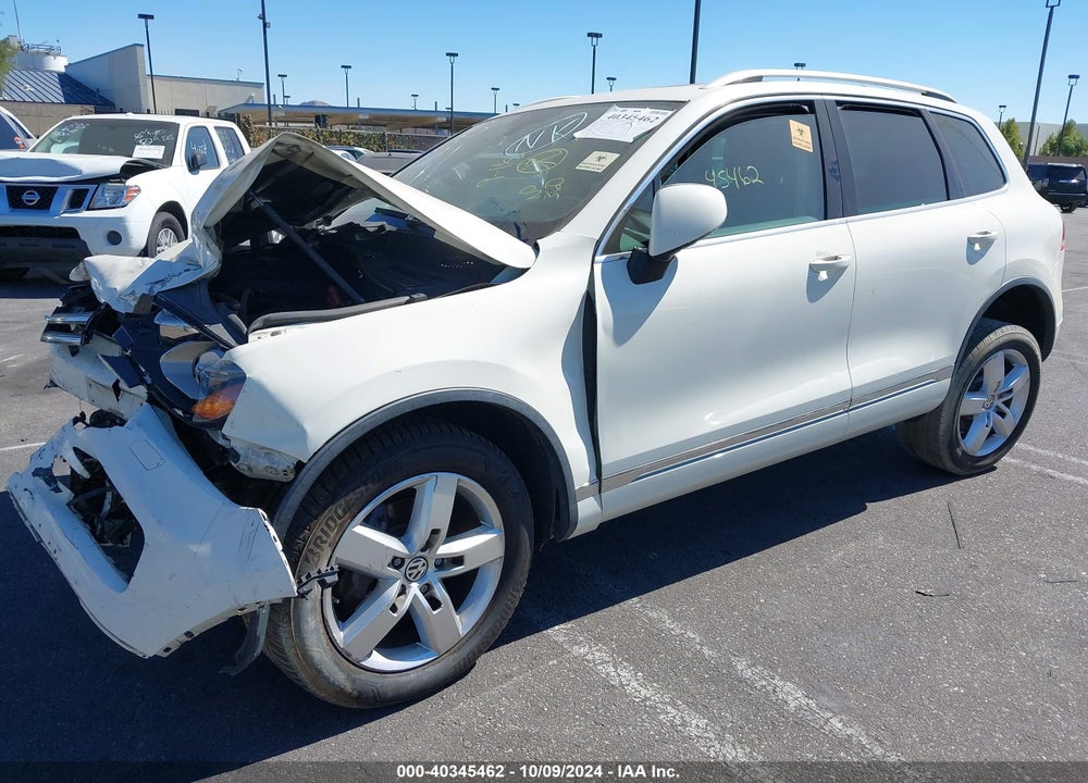 2011 VOLKSWAGEN TOUAREG VR6 LUX VIN: WVGFF9BP5BD006505