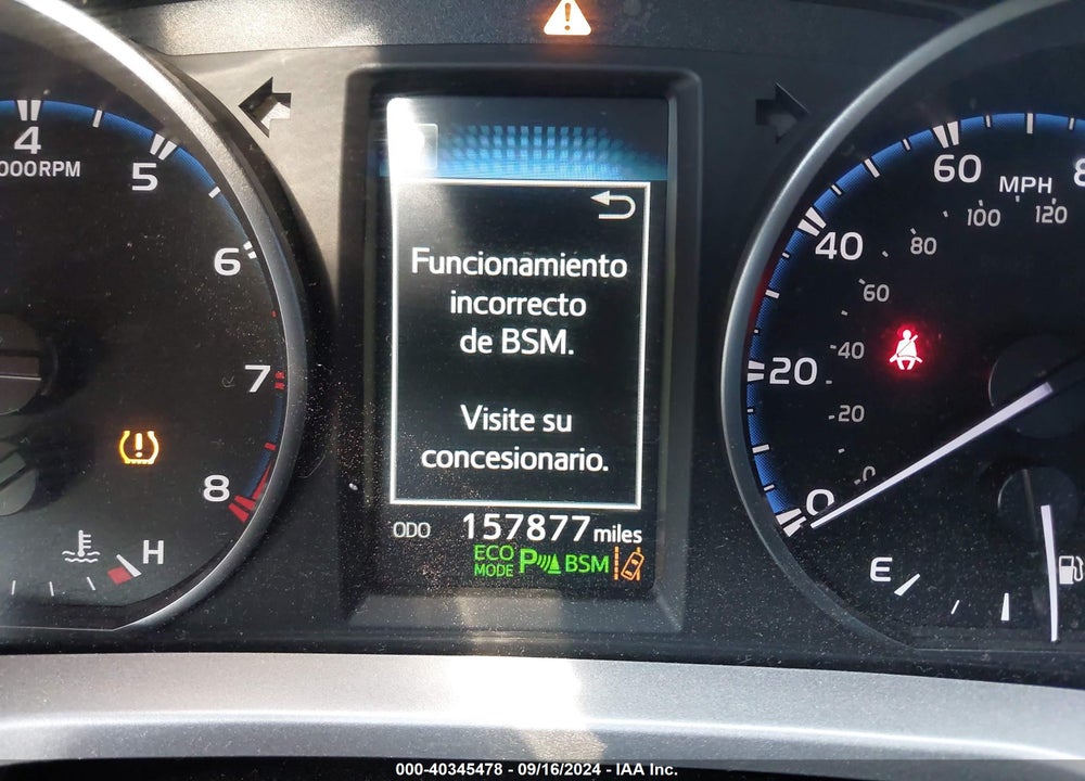 2018 TOYOTA RAV4 XLE VIN: JTMRFREV0JD228170