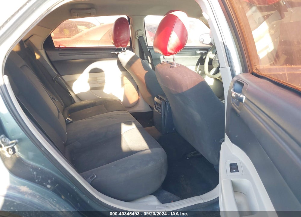 2006 CHRYSLER 300 VIN: 2C3KA43R66H126864
