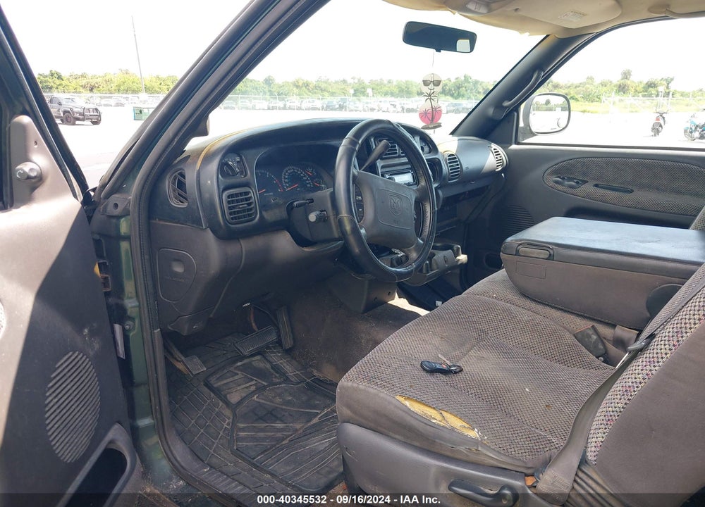 1999 DODGE RAM 1500 ST VIN: 3B7HC13Y1XG237636