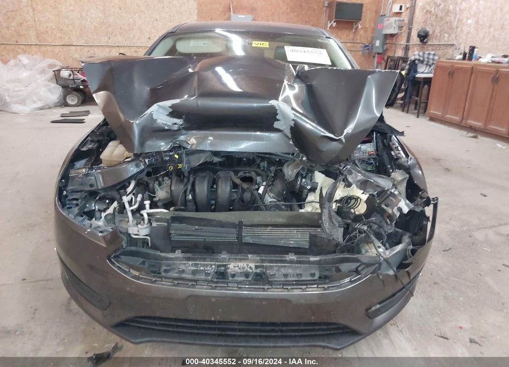 2015 FORD FOCUS SE VIN: 1FADP3K2XFL317732