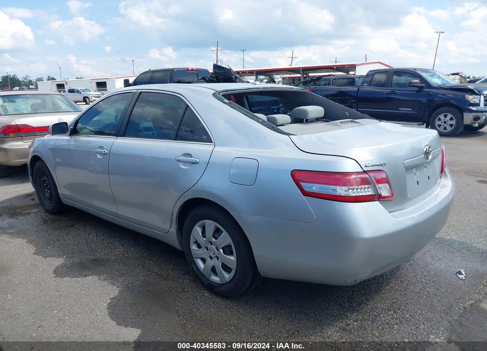 2011 TOYOTA CAMRY LE VIN: 4T1BF3EK9BU725123