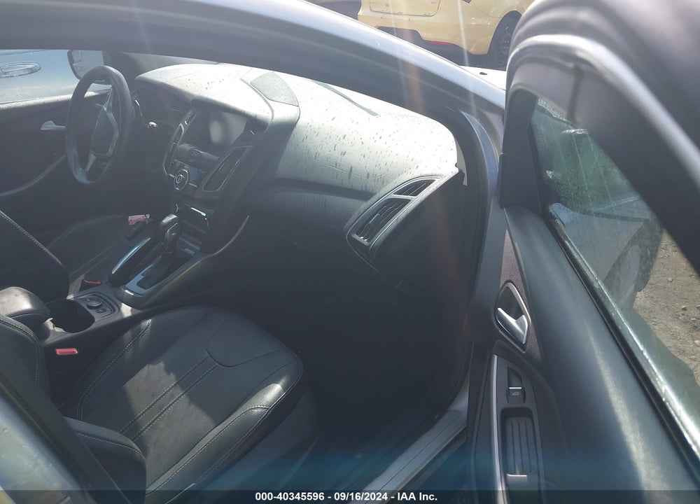 2013 FORD FOCUS TITANIUM VIN: 1FADP3N25DL208605