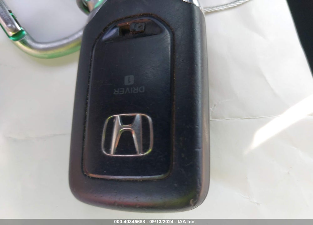 2015 HONDA ACCORD EX-L V-6 VIN: 1HGCR3F88FA031289